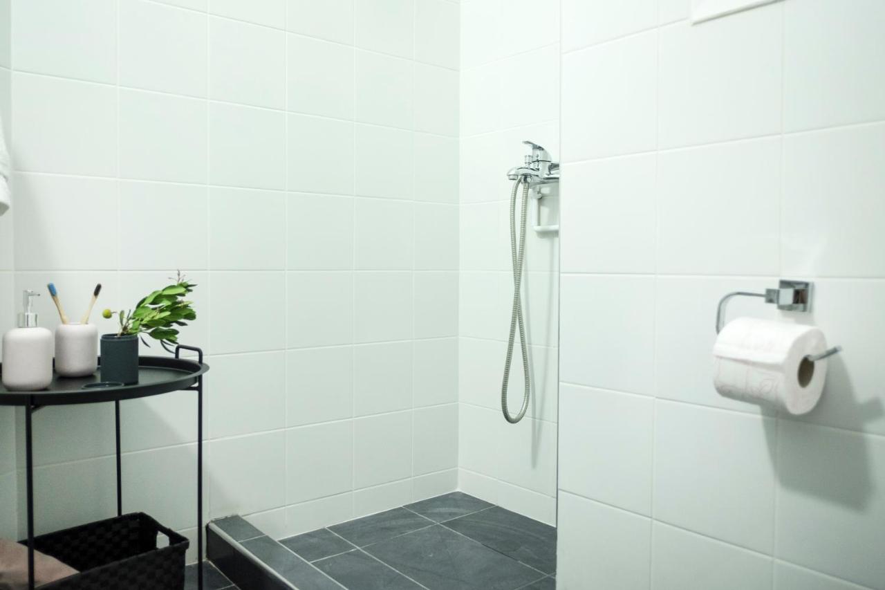 Live Life Ermou Apartamento Atenas Exterior foto